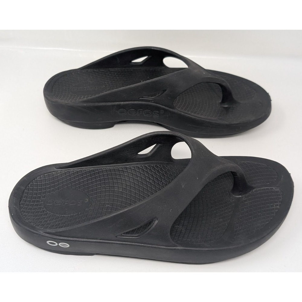 OOFOS Original Recovery Sandals Womens 8 Mens 6 Black Thong Flip Flops Casual
